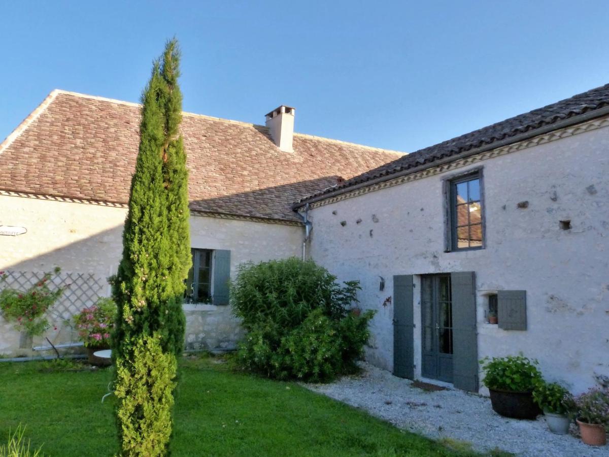 Bed and Breakfast La Ferme Buissonniere Bardou Exterior foto