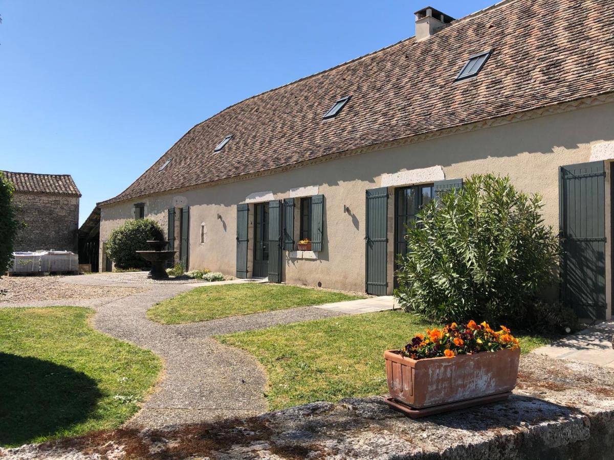 Bed and Breakfast La Ferme Buissonniere Bardou Exterior foto