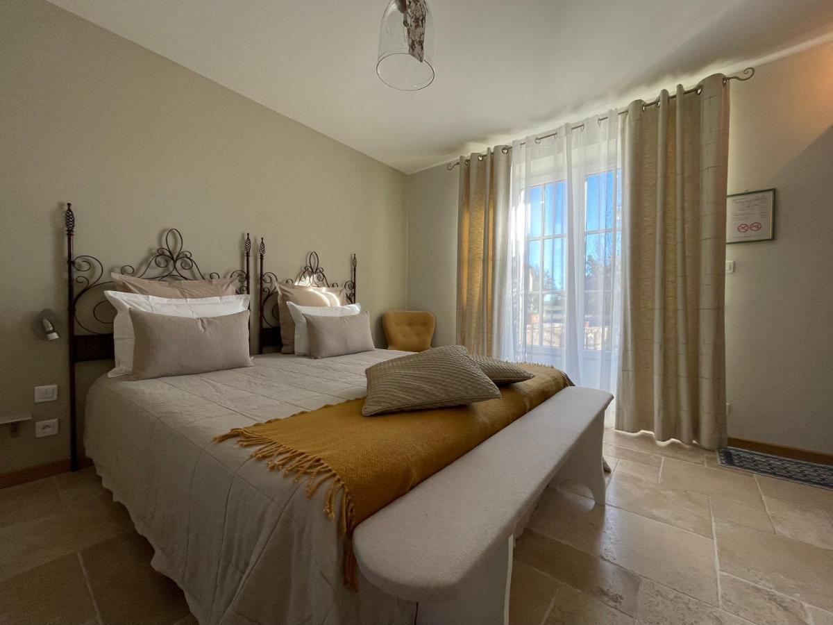 Bed and Breakfast La Ferme Buissonniere Bardou Exterior foto